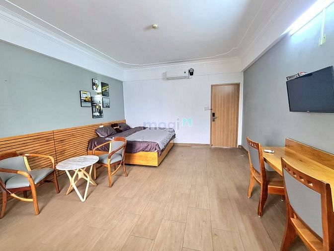 Hình ảnh Cho thuê CHDV 40M2, Full Nội Thất Quận 1