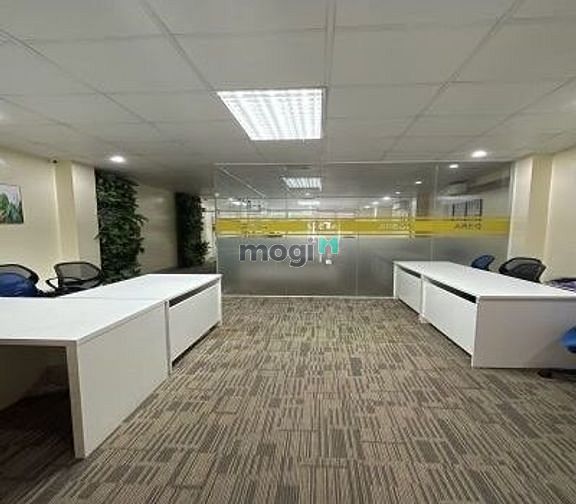 Hình ảnh Cho thuê nhà 7 tầng mặt phố Võ Chí Công