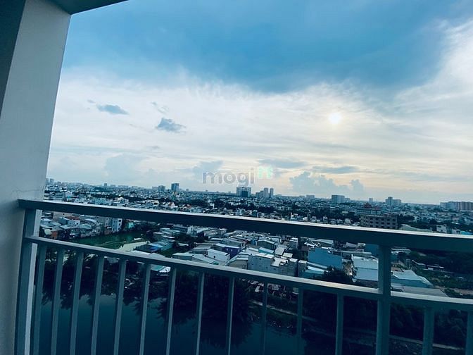 Hình ảnh Bán căn chung cư Conic Riverside Quận 8 view hồ bơi chỉ 1.9 tỷ