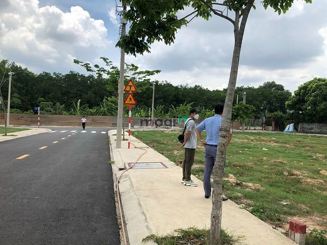 Hình ảnh Bán đất chính chủ TP Thuận An ,Bình Dương .Sổ hồng riêng .Gía 1ty8 .