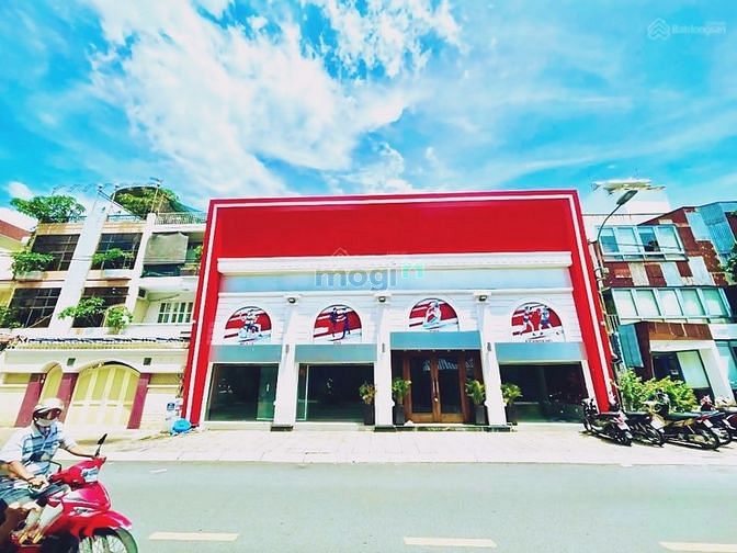 Hình ảnh Cho thuê MT ngang 15m Duy nhất Trần Quang Diệu, Q3