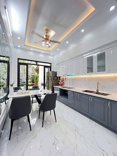 Hình ảnh Bán Nhà Văn Điển, nhà rộng, gara , sân vườn,  nội thất gỗ lim