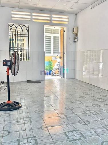 Hình ảnh Nhà nhỏ Phan Văn Trị 33m2 2 lầu giá 3 tỷ 420 TL