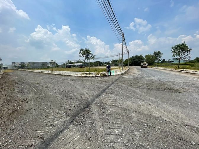 Hình ảnh Bán đất nền KDC ĐỨC HÒA,2 Mặt tiền,MT Đường Đức Hòa Thượng, giá 1 tỷ