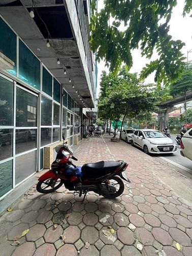 Hình ảnh Cho thuê nhà mặt phố Yên Lãng - Đống Đa