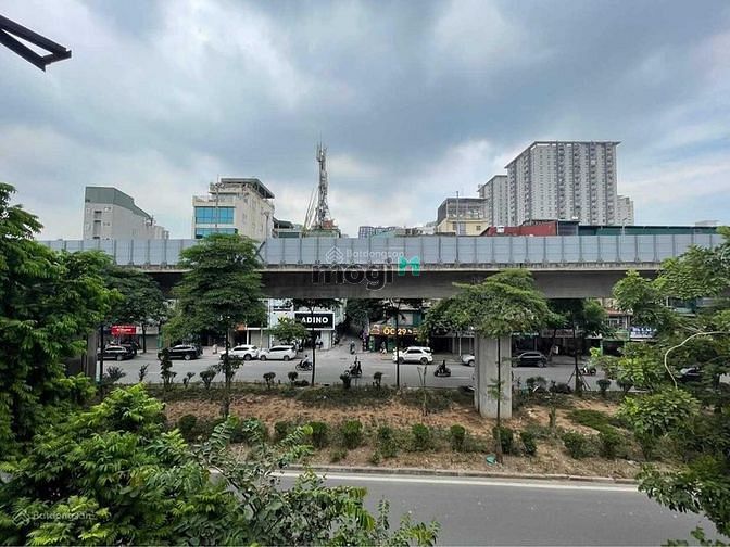 Hình ảnh Cho thuê nhà mặt phố Yên Lãng - Đống Đa