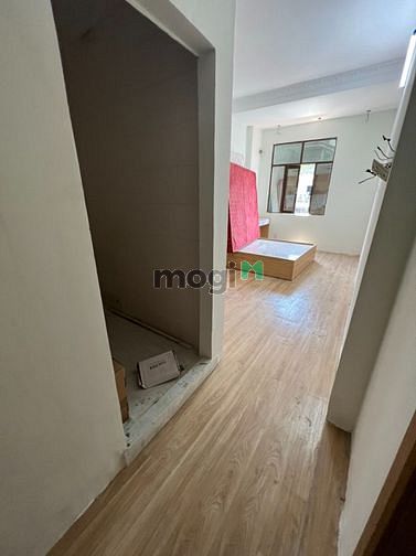 Hình ảnh Căn Hộ Studio Mới 100% có cửa sổ trời ngay CV Hoàng Văn Thụ