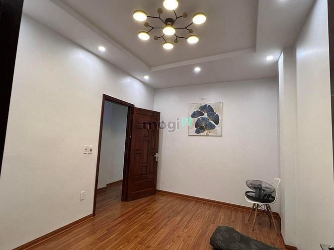 Hình ảnh Bán nhà Ngõ Đoàn Kết 45m2, 5 tầng, MT4.5m, giá 5.5 tỷ Đống Đa