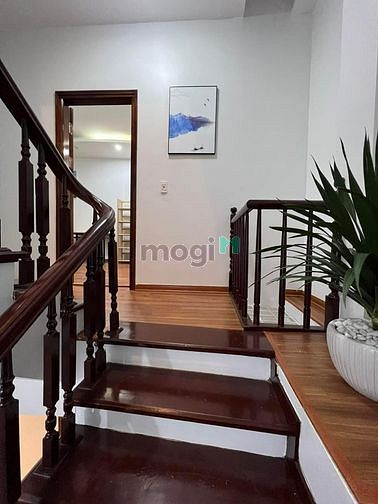 Hình ảnh Bán nhà Ngõ Đoàn Kết 45m2, 5 tầng, MT4.5m, giá 5.5 tỷ Đống Đa