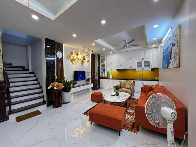 Hình ảnh Bán nhà Ngõ Đoàn Kết 45m2, 5 tầng, MT4.5m, giá 5.5 tỷ Đống Đa