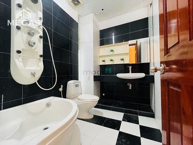 Hình ảnh Khai trương Trang Chủ MB66.COM / Đăng Ký Tặng 66K mới - Full nội thất - máy giặt riêng Vạn Hạnh Mall
