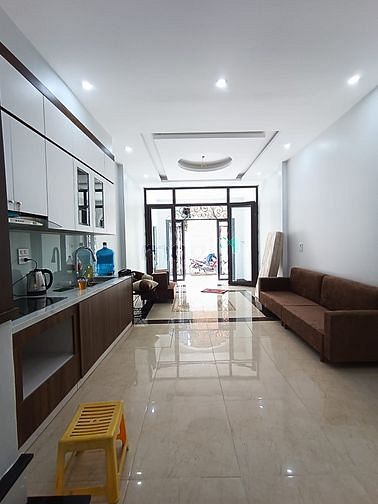 Hình ảnh Nhàn mới, Thang máy, Ô tô đỗ cổng, 40M, MT 4.2M, 7,0 TỶ.
