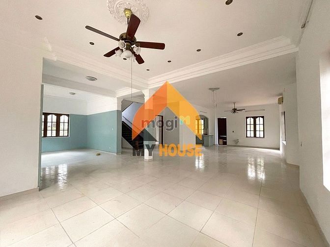Hình ảnh MB villa trệt và sân vườn rộng 860m2 chỉ 50tr