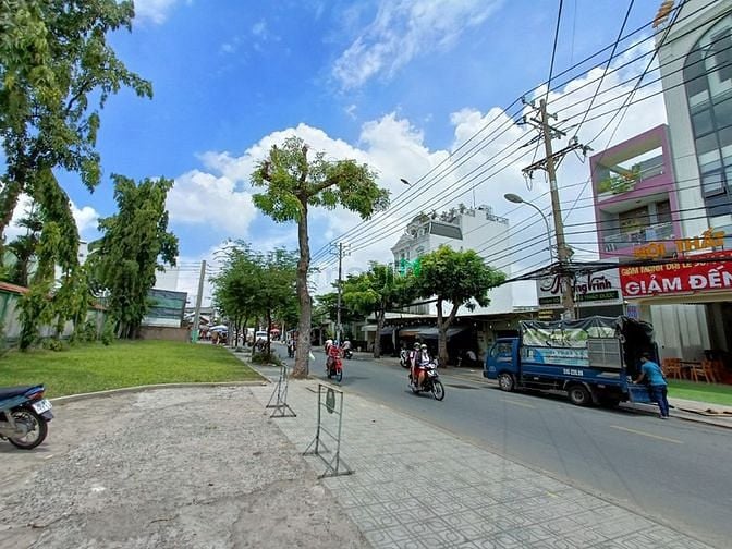 Hình ảnh Cho thuê tòa building mới xây, diện tích sử dụng hơn 1000m2