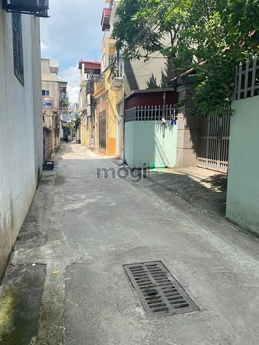 Hình ảnh Bán 42m2 Đất Thạch Bàn, Ngõ Thông Ô tô, Vị Trí Đắc Địa - 3.15 Tỷ.