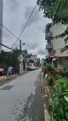 Hình ảnh Bán 42m2 Đất Thạch Bàn, Ngõ Thông Ô tô, Vị Trí Đắc Địa - 3.15 Tỷ.