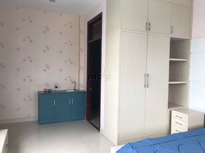 Hình ảnh CHDV Ban công gân Phú Mỹ Hưng 5.5TR