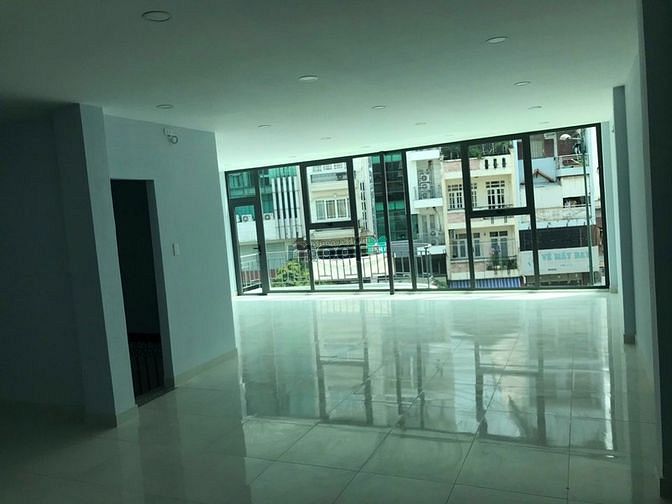 Hình ảnh CHO Thuê MT 8M Ngay Tân Sơn Nhất ,P.2, Tân Bình - 8x21m - 3 Tầng !!!