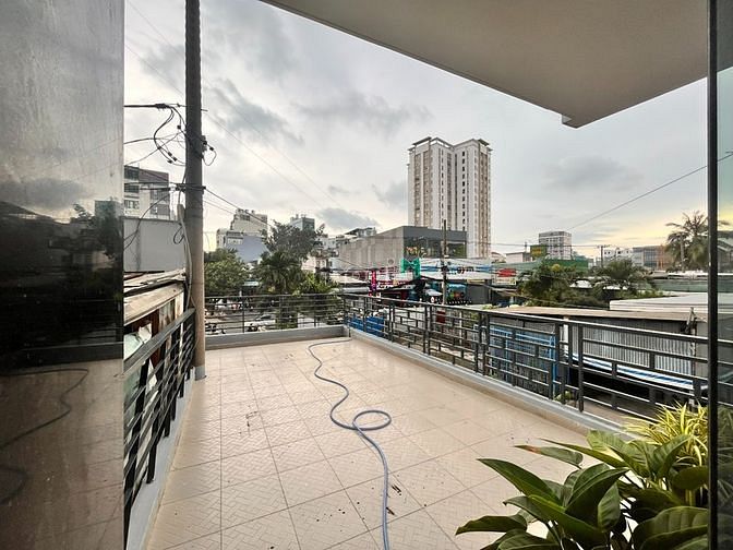 Hình ảnh CĂN 1PN bancol lớn BÌNH THẠNH gần Hàng Xanh