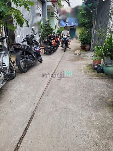 Hình ảnh Bình Tân -Ngang 4m -HXH -Dòng tiền 8tr/tháng