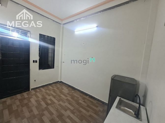 Hình ảnh Đường Phan Thúc Duyện khu vực Sân bay giá 5tr5 có gì?