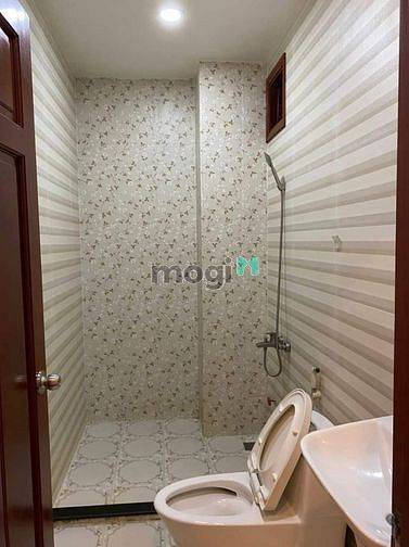 Hình ảnh Bán nhà đẹp Tân Thới Nhất Quận 12 chỉ 7 tỷ 6