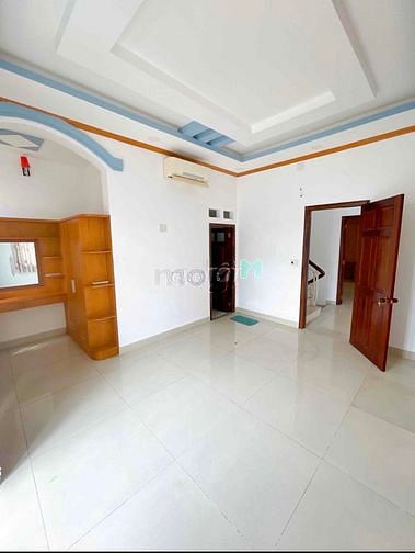 Hình ảnh Cho thuê Toà Nhà Căn Góc 2 Mặt tiền