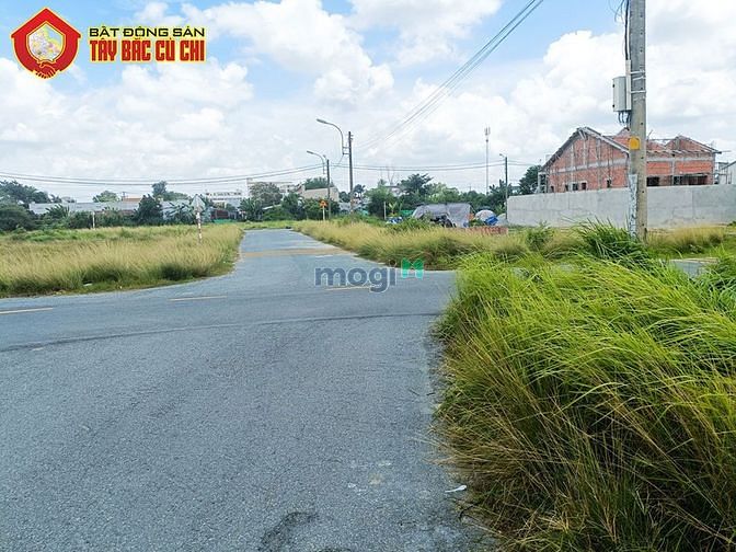 Hình ảnh Bán đất 2 mặt tiền đường Lưu Khai Hồng - 333m2 - 17.7x20 - 333m2 thổ