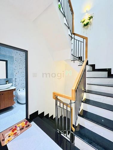 Hình ảnh Nhà đẹp giá rẻ đường Phạm Văn chiêu