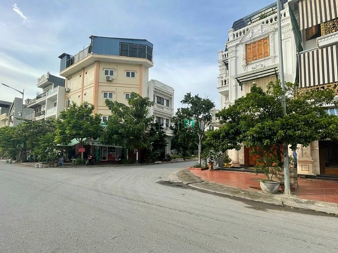 Hình ảnh BÁN ĐẤT Sở Dầu, Hồng Bàng, cạnh cầu Bính, ô tô vào đất, 4,2 tỷ, 97m7m2