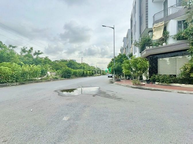 Hình ảnh BÁN ĐẤT Sở Dầu, Hồng Bàng, cạnh cầu Bính, ô tô vào đất, 4,2 tỷ, 97m7m2
