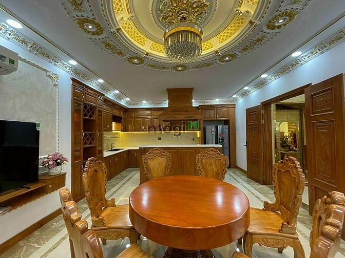 Hình ảnh Siêu Biệt Phủ có hồ bơi tại Gò Vấp