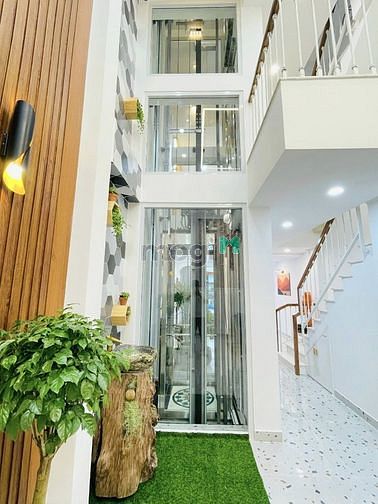 Hình ảnh Bán nhà mới, có thang máy kính, hẻm xe tải, Gò Vấp