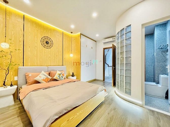 Hình ảnh Bán nhà mới, có thang máy kính, hẻm xe tải, Gò Vấp