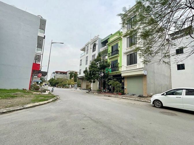 Hình ảnh BÁN ĐẤT Sở Dầu, Hồng Bàng,gần Vin Imperia, ôtô vào đất, 4,2 tỷ, 97,7m2