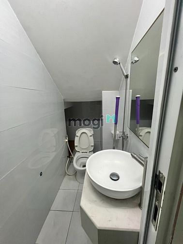 Hình ảnh CĂN HỘ Dịch Vụ 2PN giá rẻ tại Quận 3