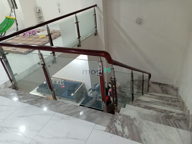 Hình ảnh Sốc 40m2 Hẻm xe hơi Chỉ 3 tỷ 7,chợ Phước Bình, Q9