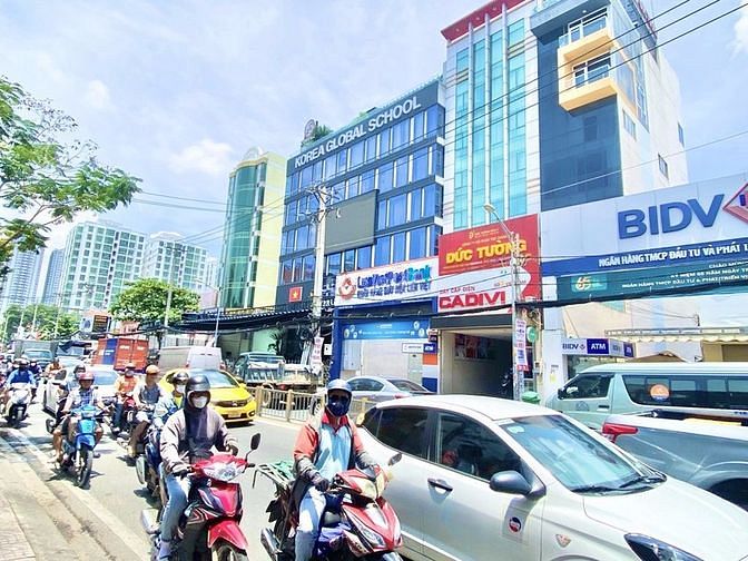 Hình ảnh Bán Mặt Tiền Nguyễn Thị Thập , phường Bình Thuận Quận 7