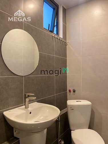 Hình ảnh Mb6623 nạp rút nhanh chóng ban công mới xây ngay trần văn đang quận 3