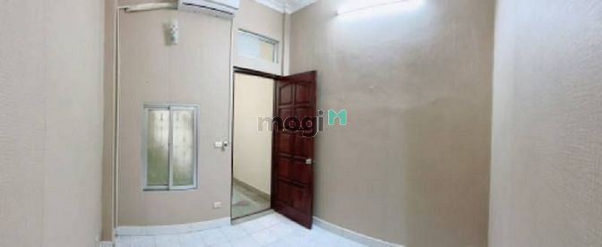 Hình ảnh Cho thuê nhà Đào tấn mới 3 Tầng mới đẹp về ở luôn