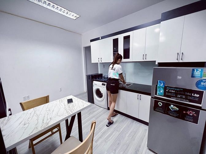Hình ảnh Siêu Phẩm Căn Hộ 1 Phòng Ngủ Ban Công, Nội Thất Cao Cấp ở Quận 10.