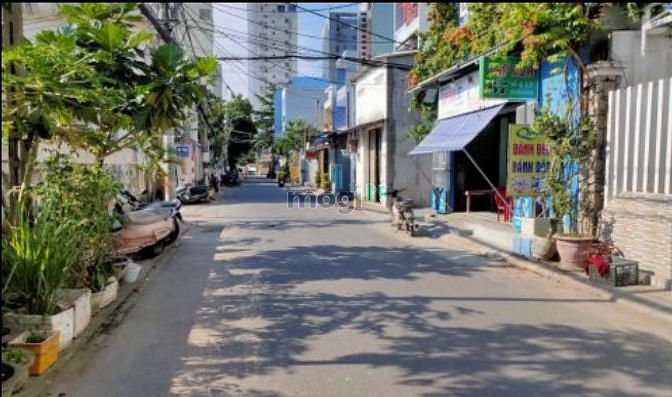 Hình ảnh Bán lô đất hiếm có tại trung tâm Q10, Gần MT Tô Hiến Thành. 10mx12m.