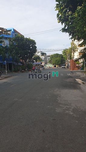 Hình ảnh Cho thuê nhà MT đường 13, Bình Trị Đông B, Bình Tân, giá 25tr