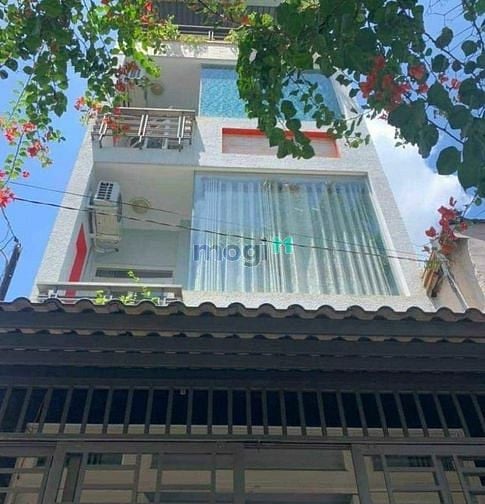 Hình ảnh nhà 2 lầu DT 40m2 Lê trọng tấn hẻm 5m SHR 2ty650