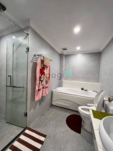 Hình ảnh Bán Nhà Phố Kim Mã, BA ĐÌNH, 100M2, 4 Tầng, MT 7.2M, Ô TÔ, GIÁ 20 TỶ.