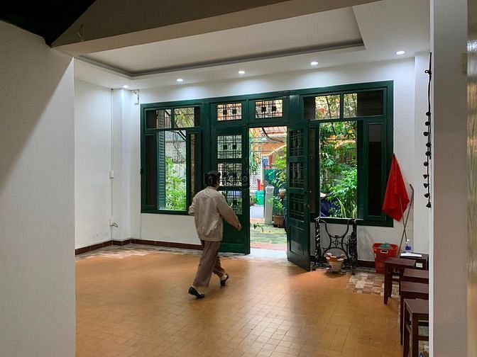 Hình ảnh Chính Chủ Cho Thuê Biệt Thự Sân Vườn 6 x 20M Ngay Trung Tâm Quận 3