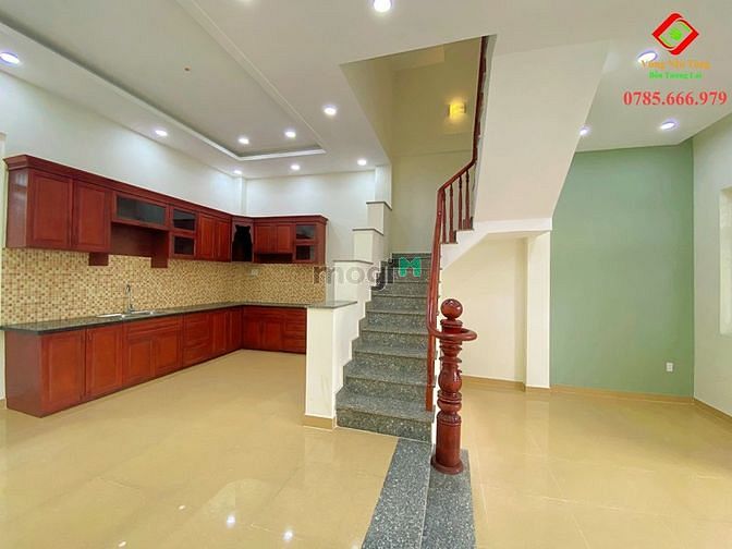 Hình ảnh Bán nhà 1 trệt 2 lầu, DT 73m2, NGANG 6,6m ngay Jamona Resort Thủ Đức
