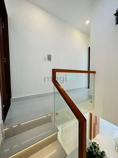 Hình ảnh Nhà mới siêu phẫm bình thạnh 4ty168tr. công chứng nhanh.
