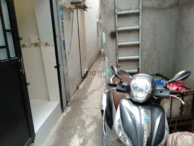 Hình ảnh Chỉ 1 tỷ có ngay nhà trung tâm Sài Gòn