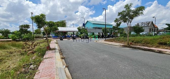 Hình ảnh Bán đất chợ Bình Chánh siêu rẻ 100m2 đất thổ cư, SHR dân cư đông đúc